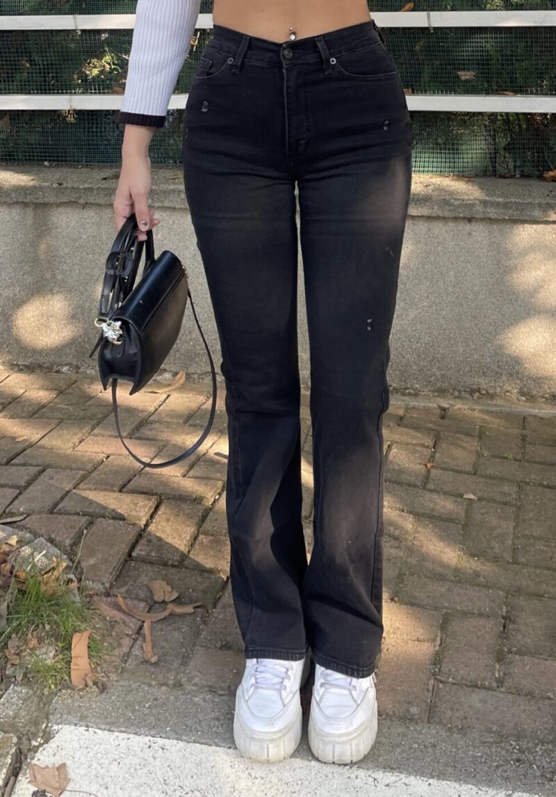 Flare Jeans